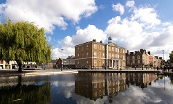 Atlas Languange School İrlanda Dil Okulu