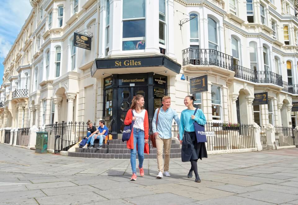 Brighton’da Dil Eğitimi Almak