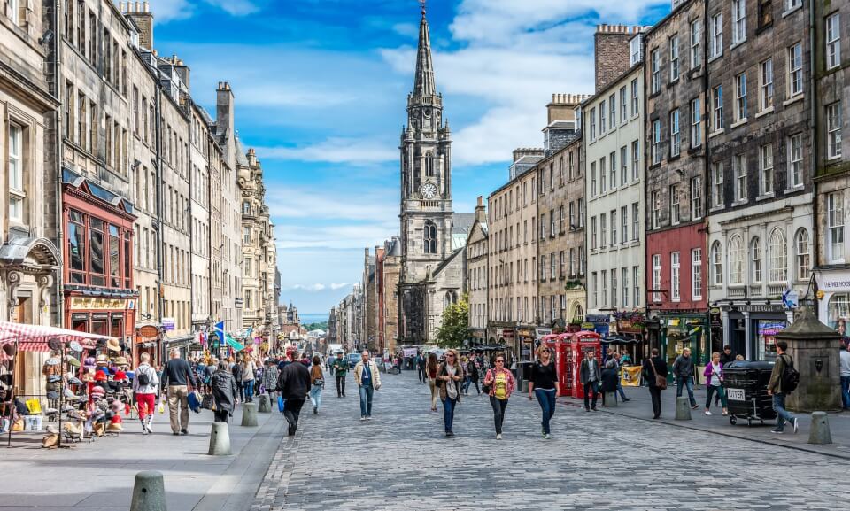 Edinburgh’ta Ulaşım, Yemek İçme ve Konaklama
