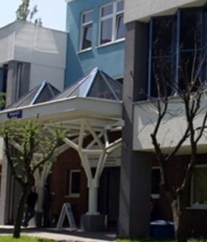 Kozminski Üniversitesi