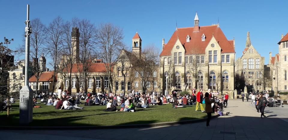 Manchester’da Dil Eğitimi