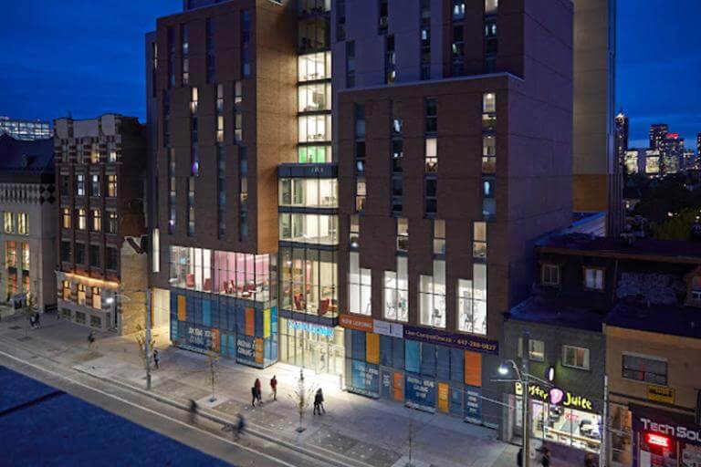 Kaplan International 30+